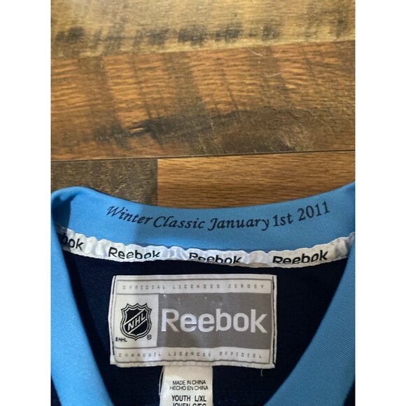 NHL Winter Classic 2011 Staal Youth Jersey size‎ L/XL - Picture 3 of 4